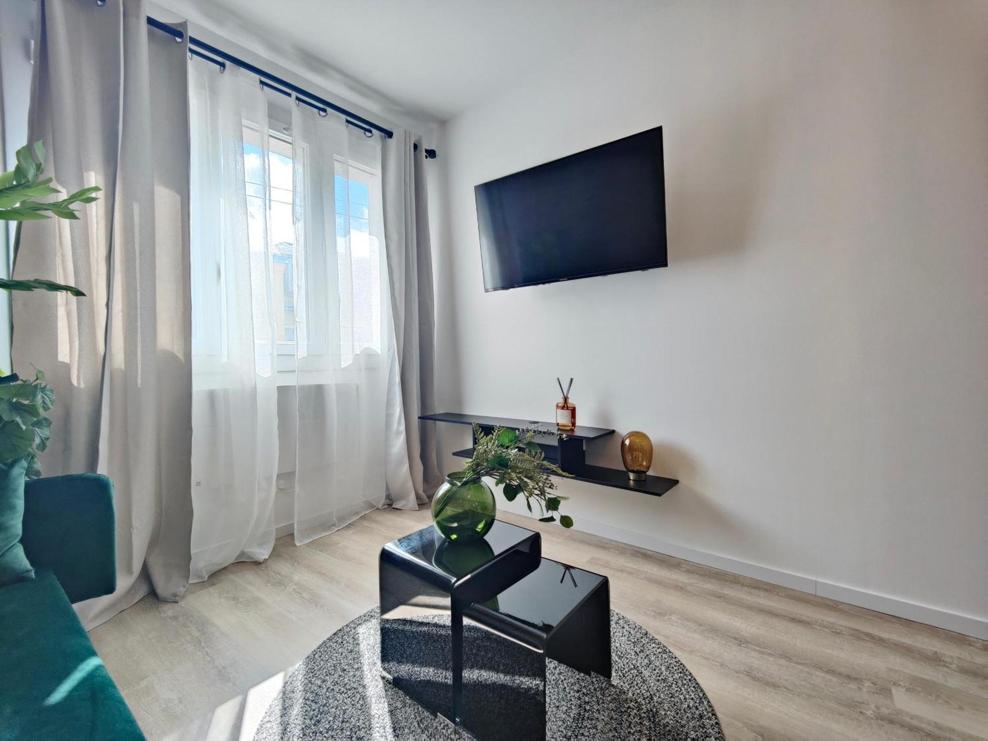 Doris 1 Apartment Chateaudun Exterior photo